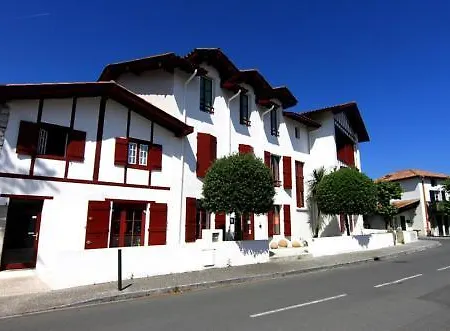 호텔 Briketenia 4*