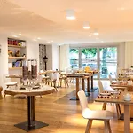 布里克特尼亚酒店 酒店 4*