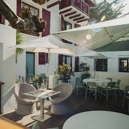 Briketenia Hotel