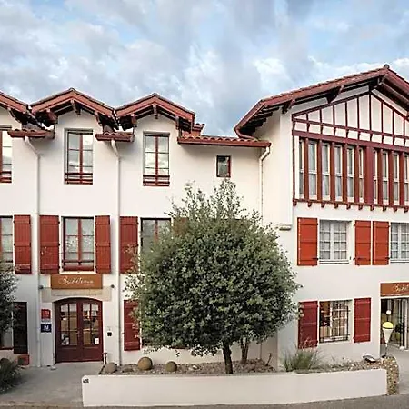 Hotel Briketenia 4*